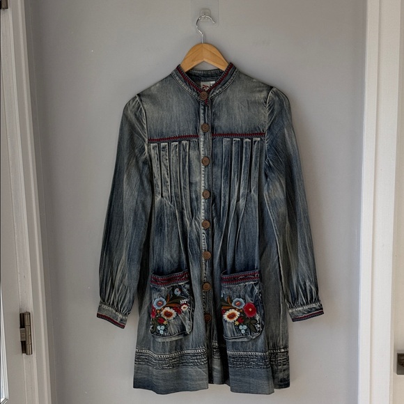 Keer Qiaowa Denim Dress Floral Embroidered Tunic - Picture 2 of 10